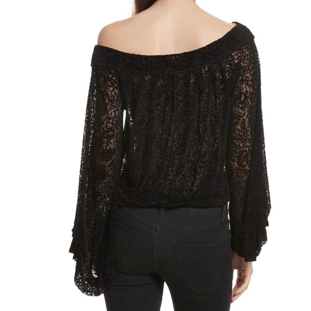 FREE PEOPLE NWT long sleeve velvet top in S or M - Picture 2 of 3